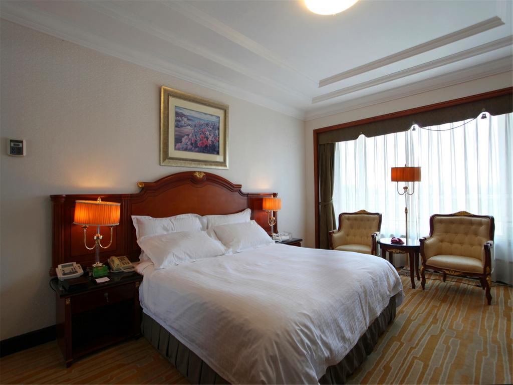 New Grand Dynasty Hotel Chaoyang  Exterior foto